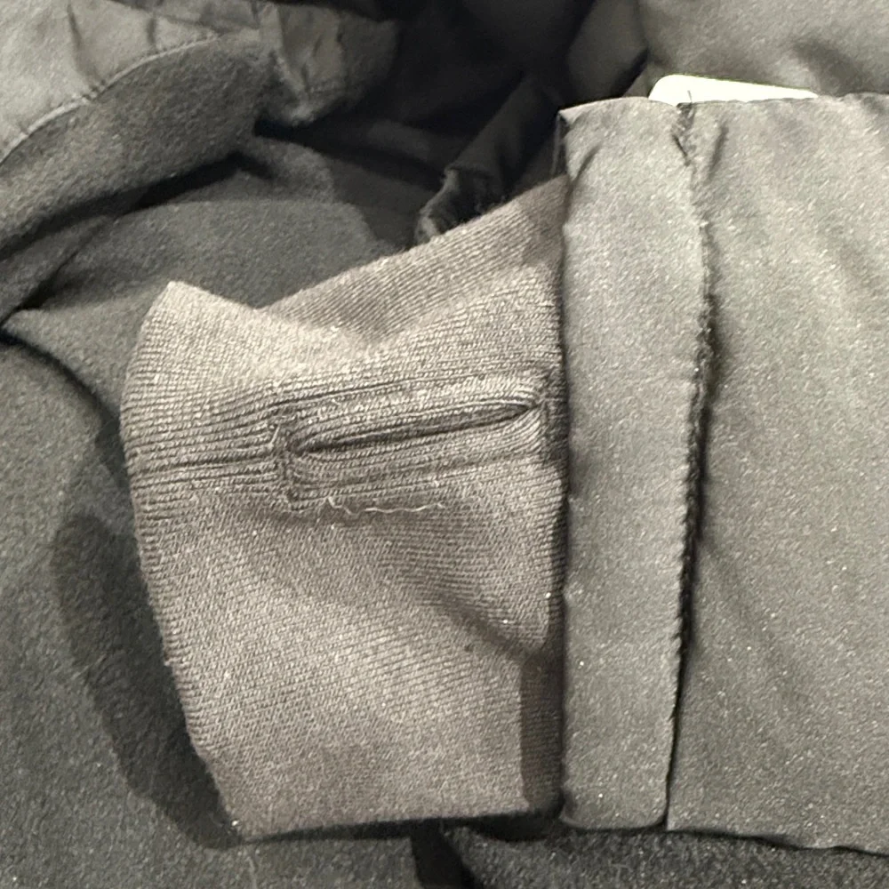 Thereabouts Big Kid Boys Water Resistant Heavyweight Puffer Jacket in black sz L - Picture 5 of 6